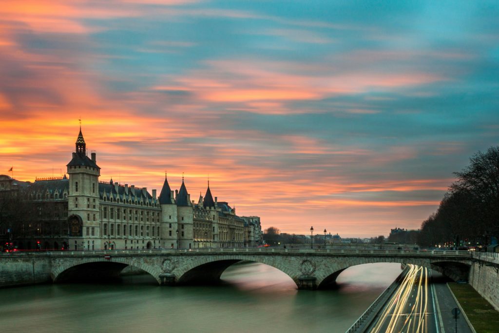 Que faire sur l'ile de la cité Paris jeu de piste escape game extérieur